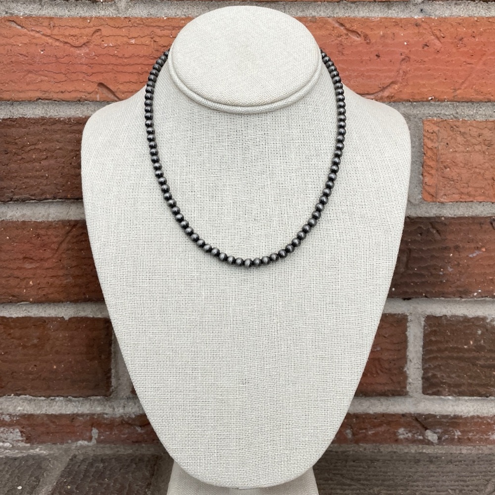 5mm Navajo Style Pearl Necklace - Picture 2 of 2